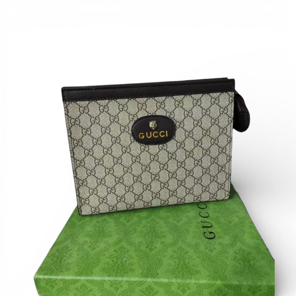 Gucci Neo Vintage GG Supreme Pouch (Tiger Head Logo)