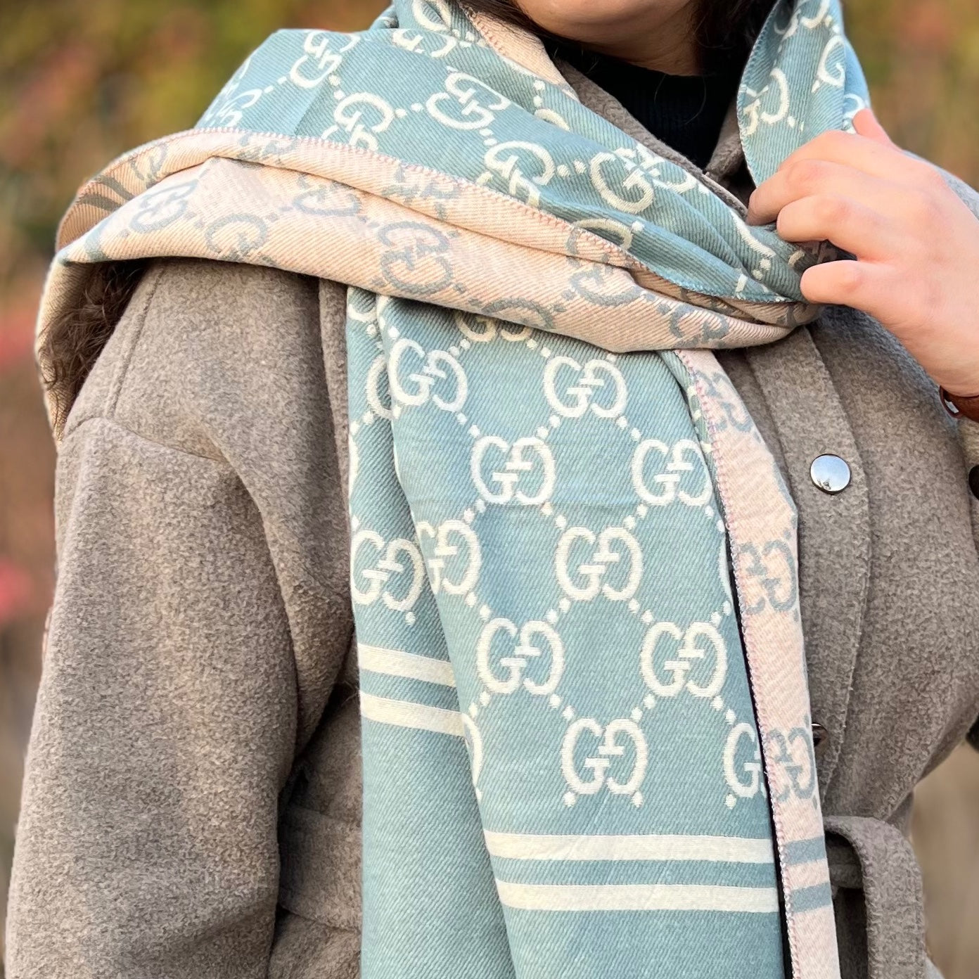 Gucci Luxe Reversible Shawl