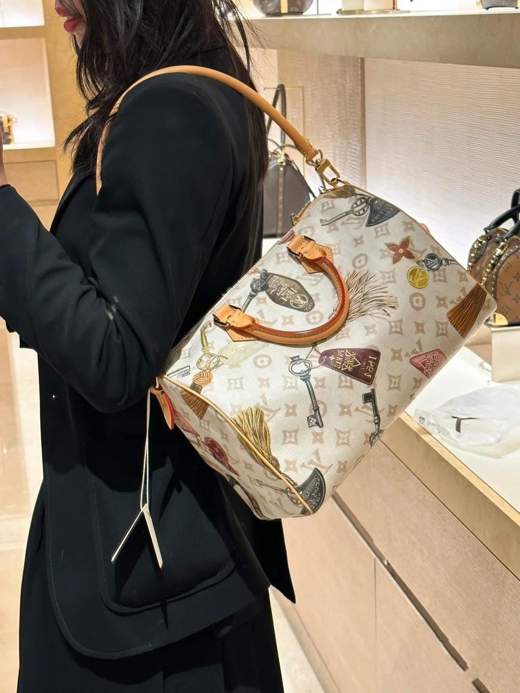 Louis Vuitton Speedy Bandoulière 30 Room with a View