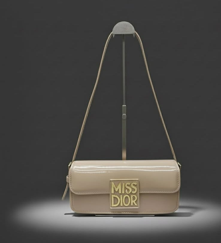 MISS DIOR