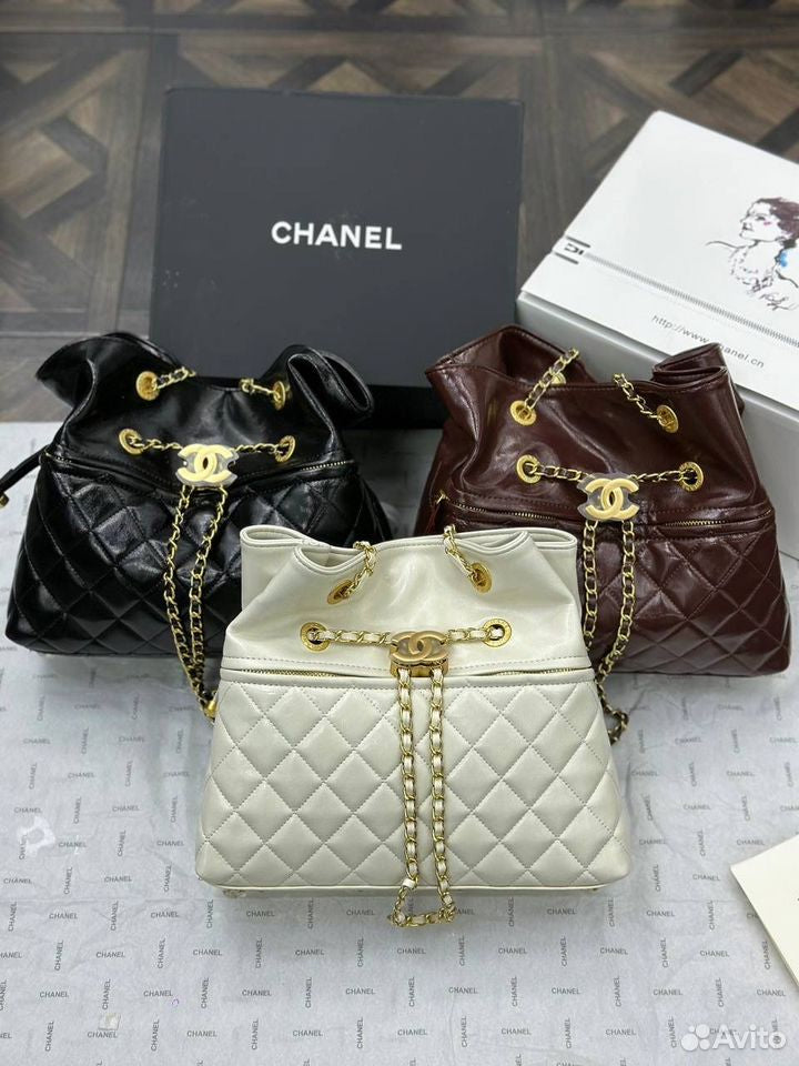 Chanel Vintage CC Chain Tote Bag