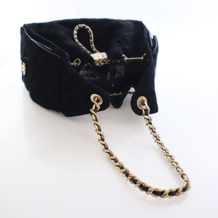 CHANEL Quilted 25 Handbag