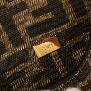 FENDI BAG ( SMALL SIZE )