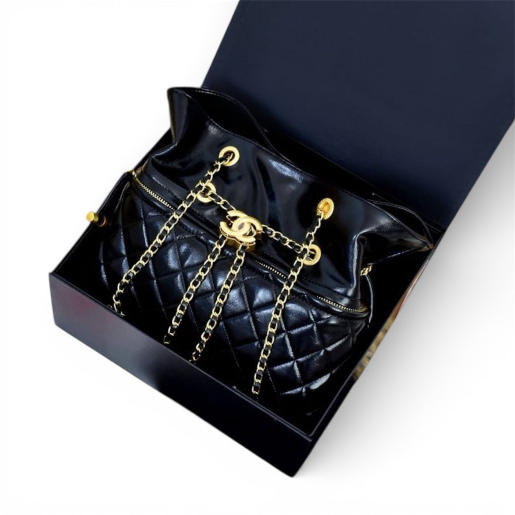 Chanel Vintage CC Chain Tote Bag