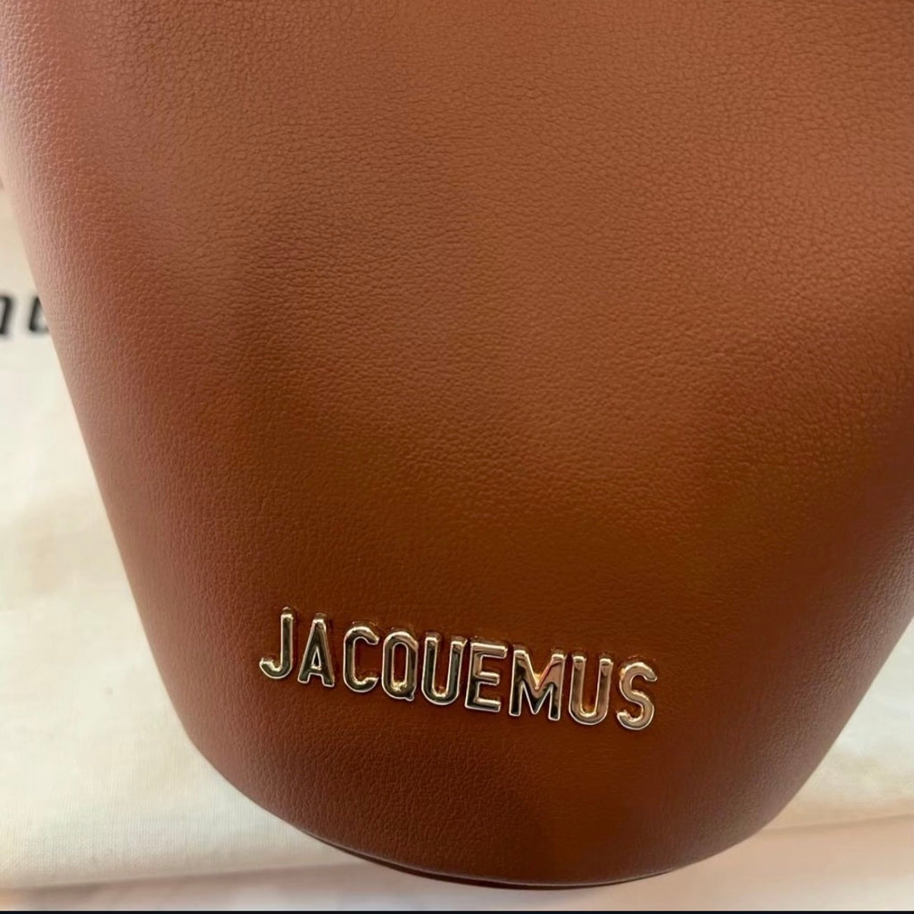 Jacquemus Le Bambino Bucket Bag