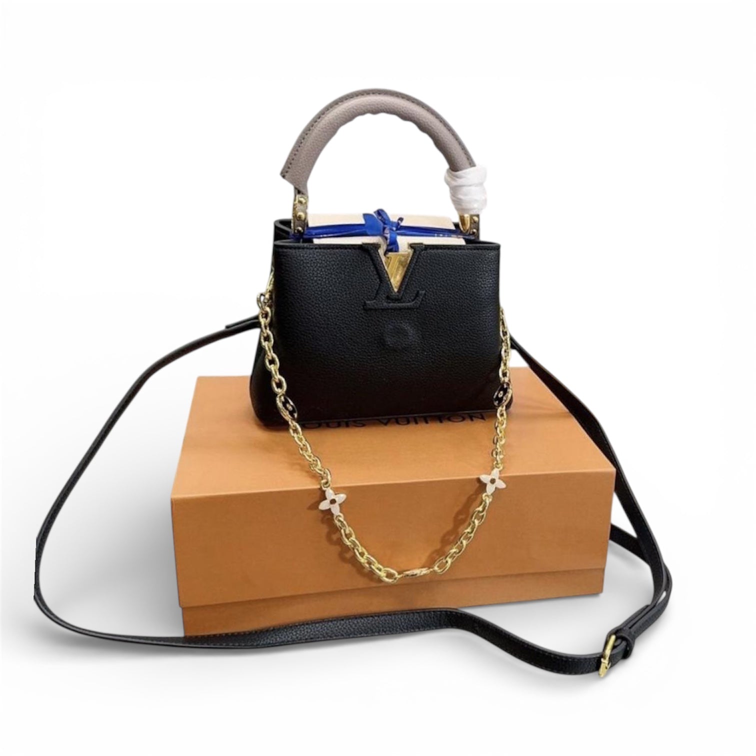 Louis Vuitton Capucines Mini