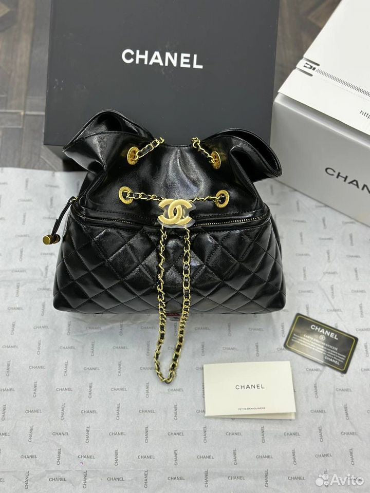 Chanel Vintage CC Chain Tote Bag