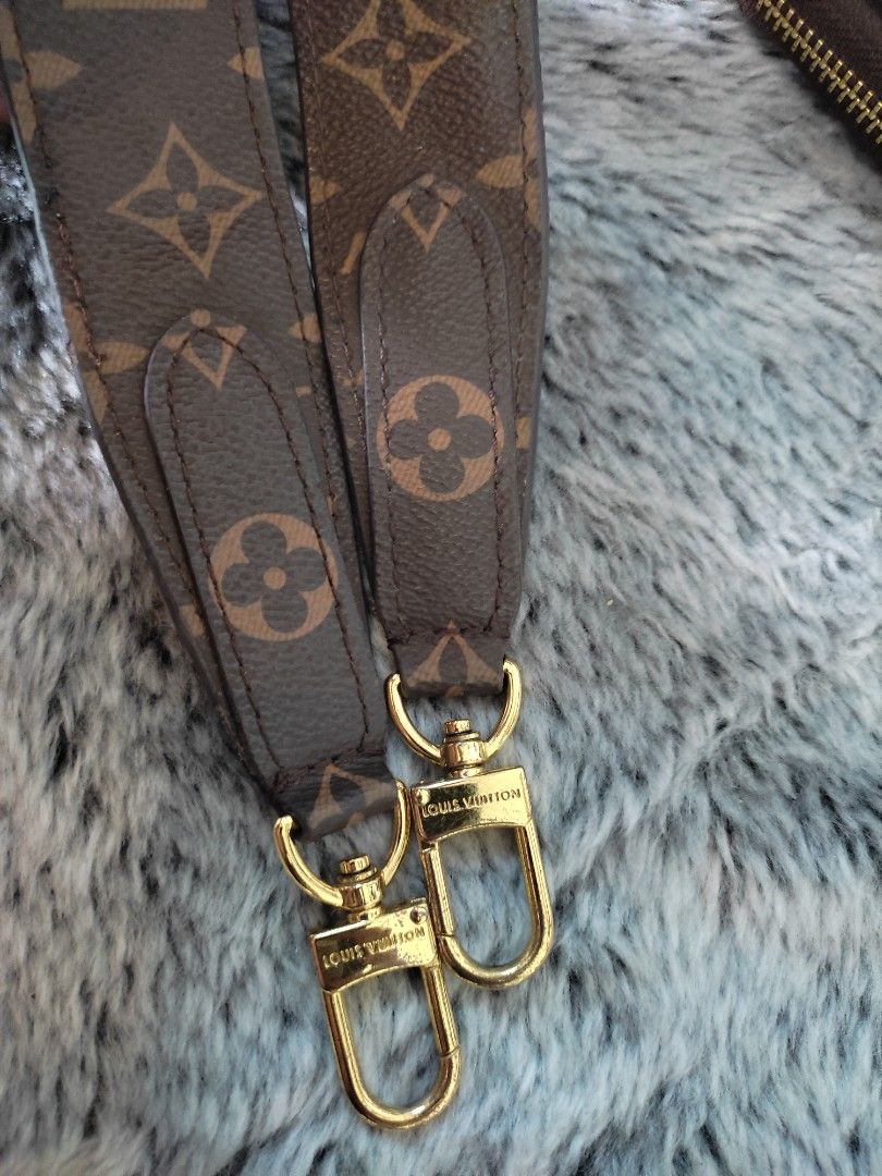 Louis Vuitton Monogram Canvas