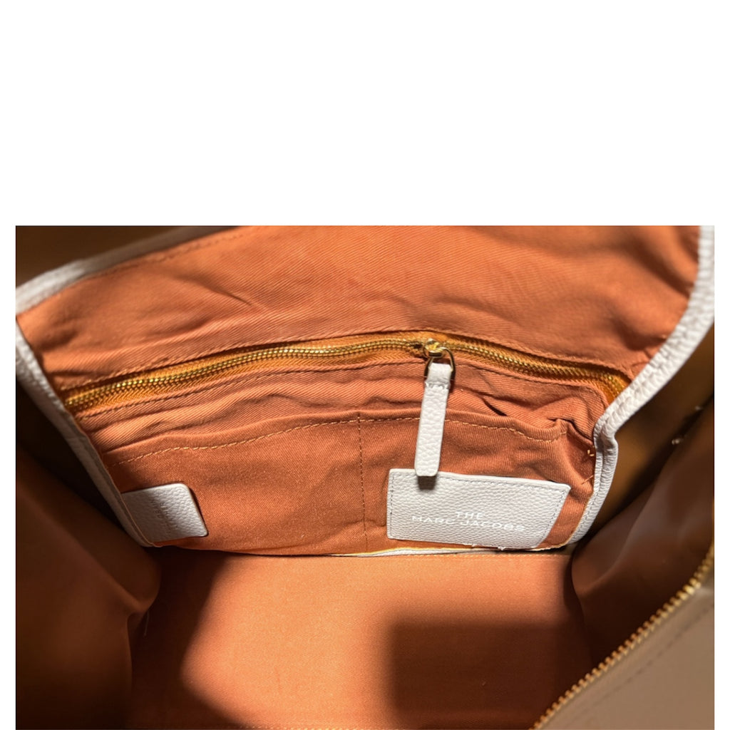 Marc Jacobs The Tote Bag – Medium Leather Tote