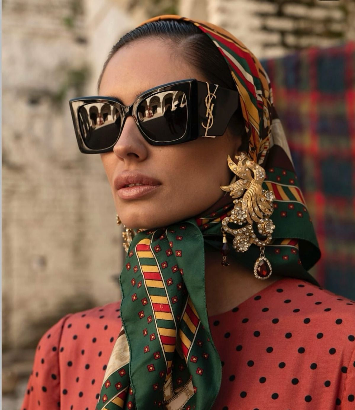 Saint Laurent Oversized YSL Logo Sunglasses – Black & Gold