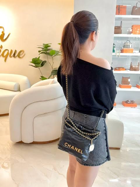 Chanel 22 Mini Handbag