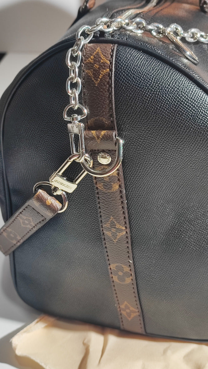 Louis Vuitton Keepall Bandoulière – Leather Travel Bag