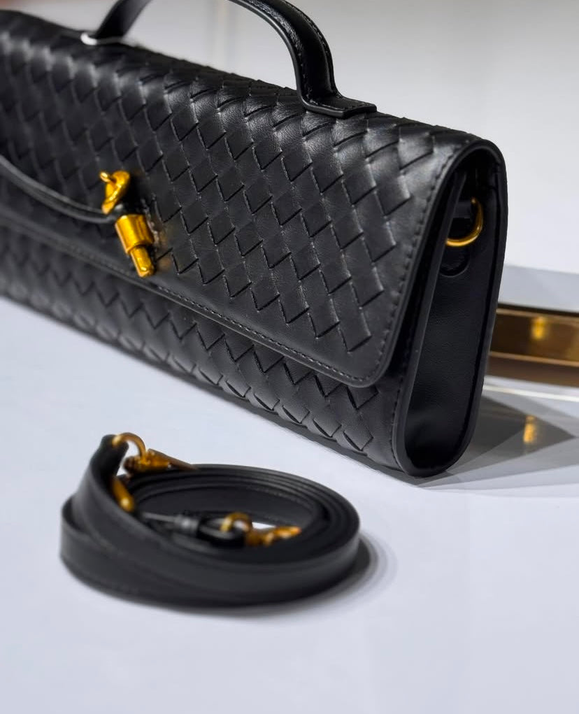 BOTTEGA VENETA Andiamo Clutch