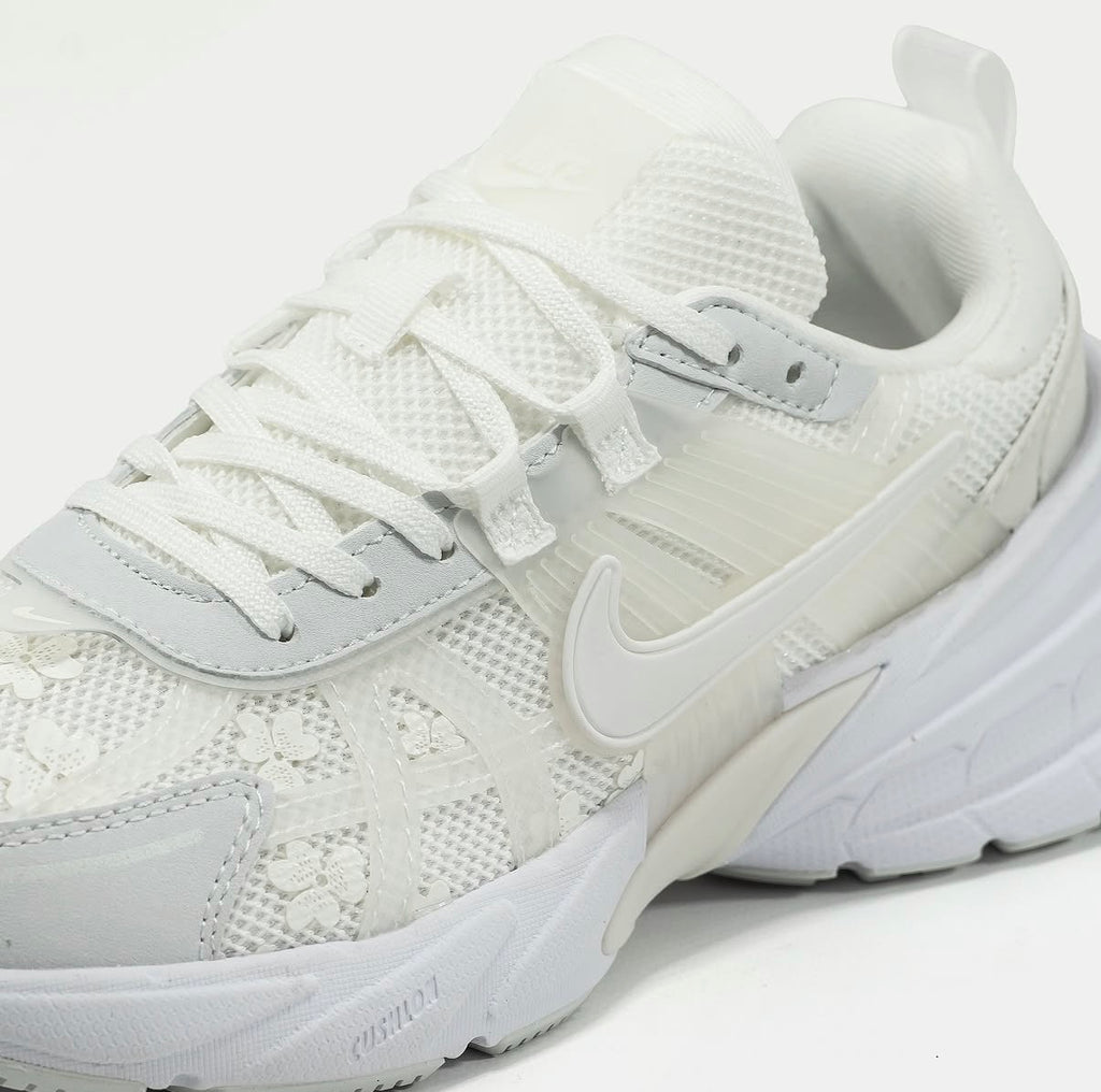 Nike V2K Run Summit White
