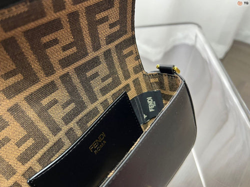 FENDI BAG ( small size)