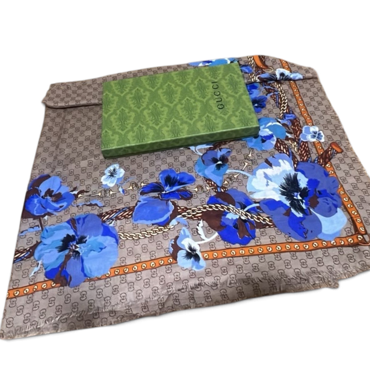 Gucci GG Flora Print Square Scarf