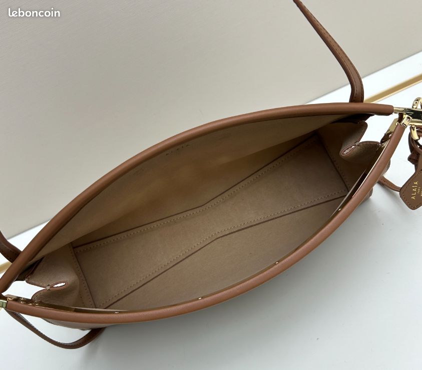 Alaïa Le Click Small Leather Shoulder Bag