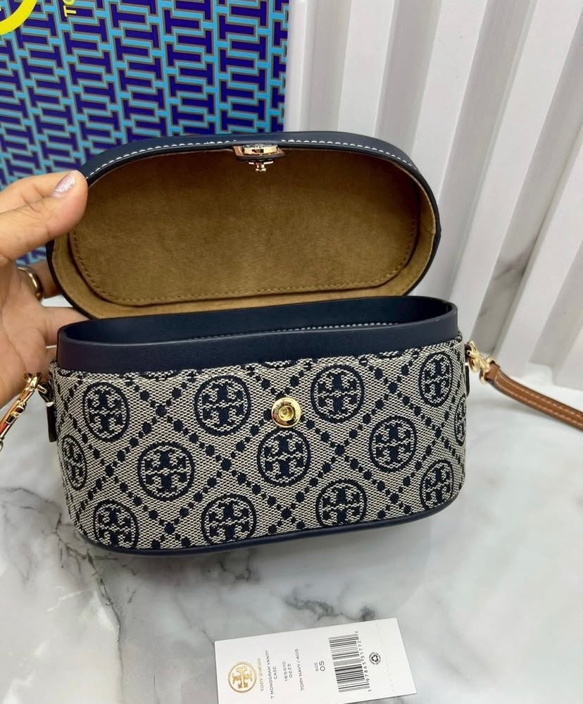 Tory Burch T MONOGRAM VANITY CASE