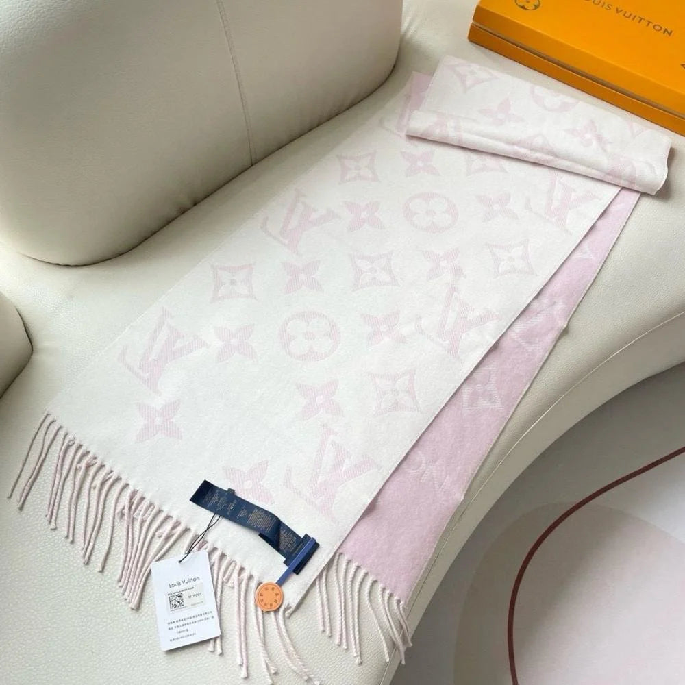 Louis Vuitton – Double-Face Soft Monogram Shawl