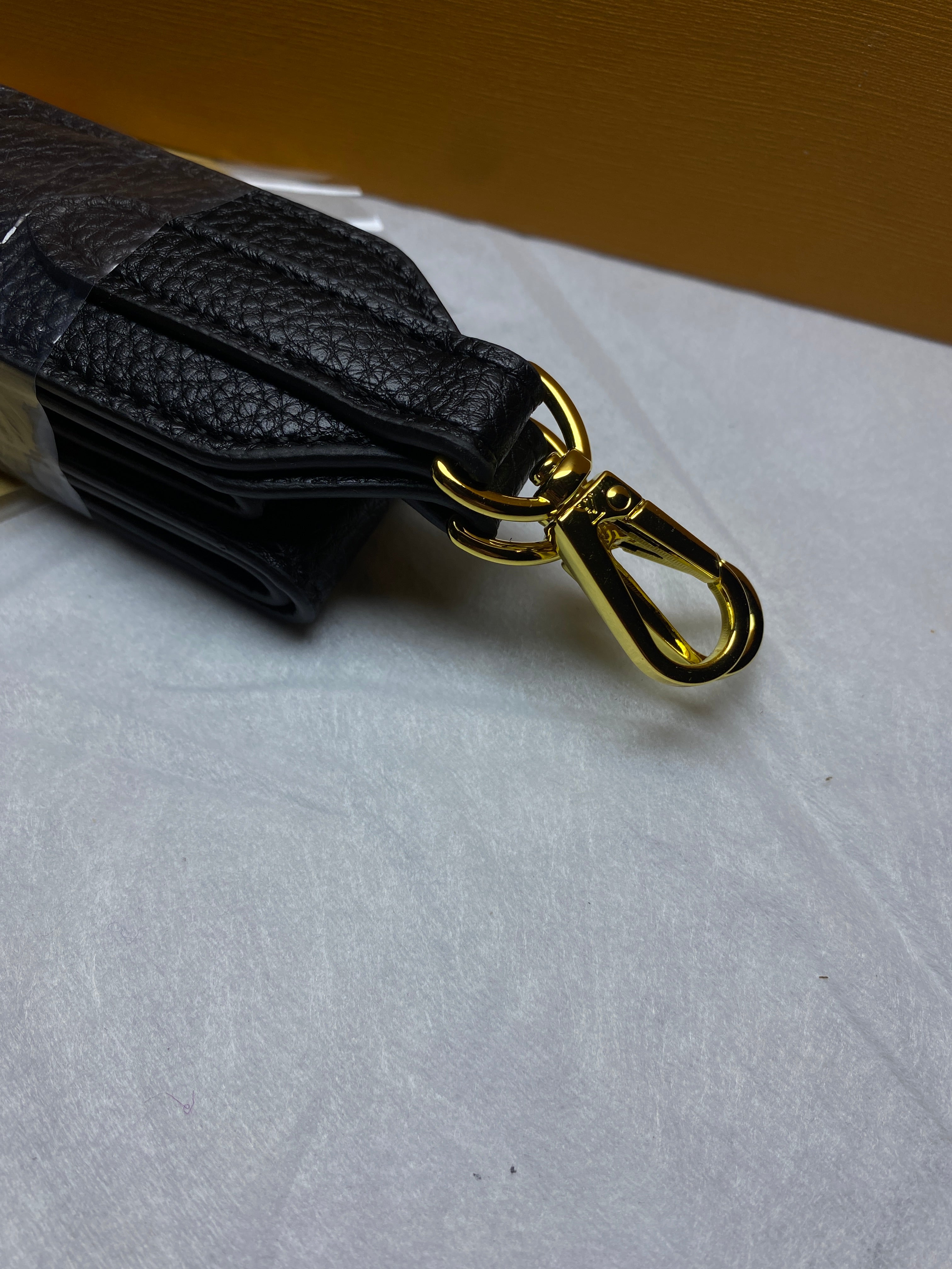 Louis Vuitton Capucines Style Bag