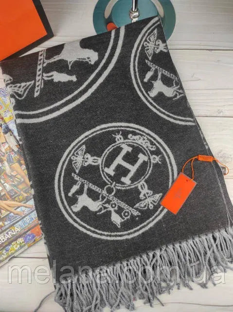 Hermès – Classic Double-Face Wool Shawl