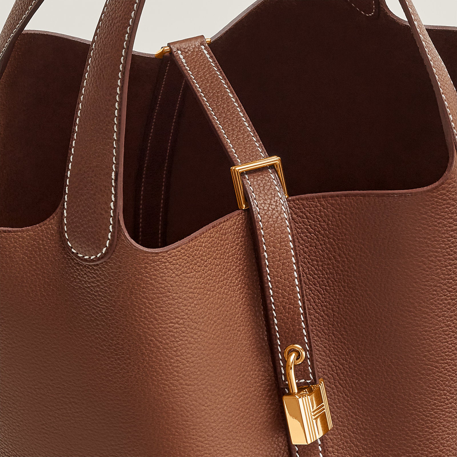 HERMÈS Picotin Lock 18 Bag in Gold Clemence Leather