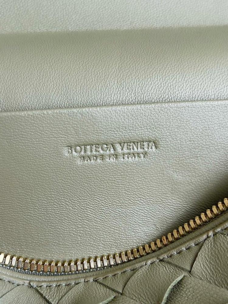Bottega Veneta Bang Bang small Intrecciato leather vanity bag