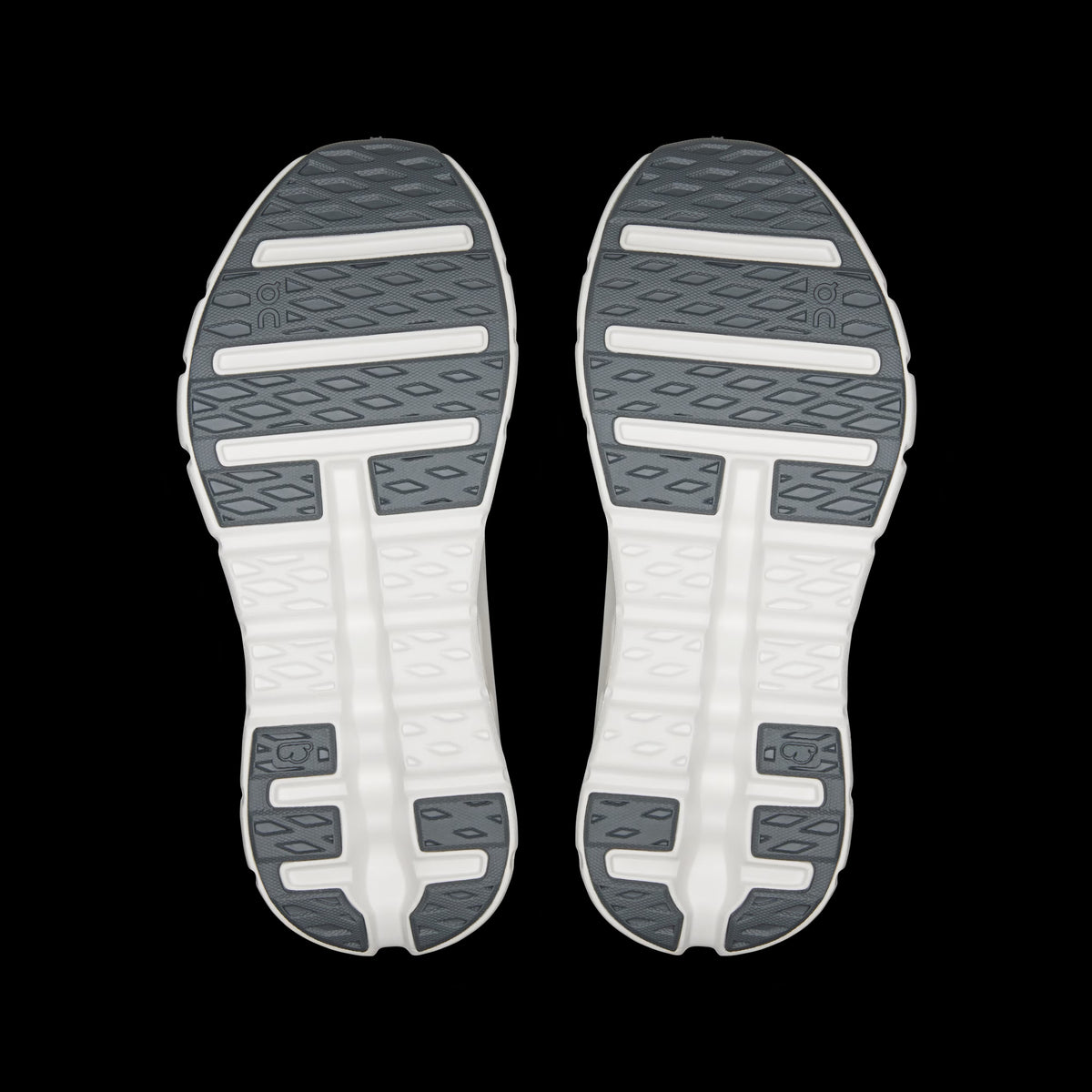 On Running Cloudsurfer Sneaker