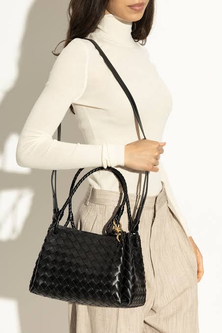 Bottega Veneta Small parachute women&#39;s leather bag