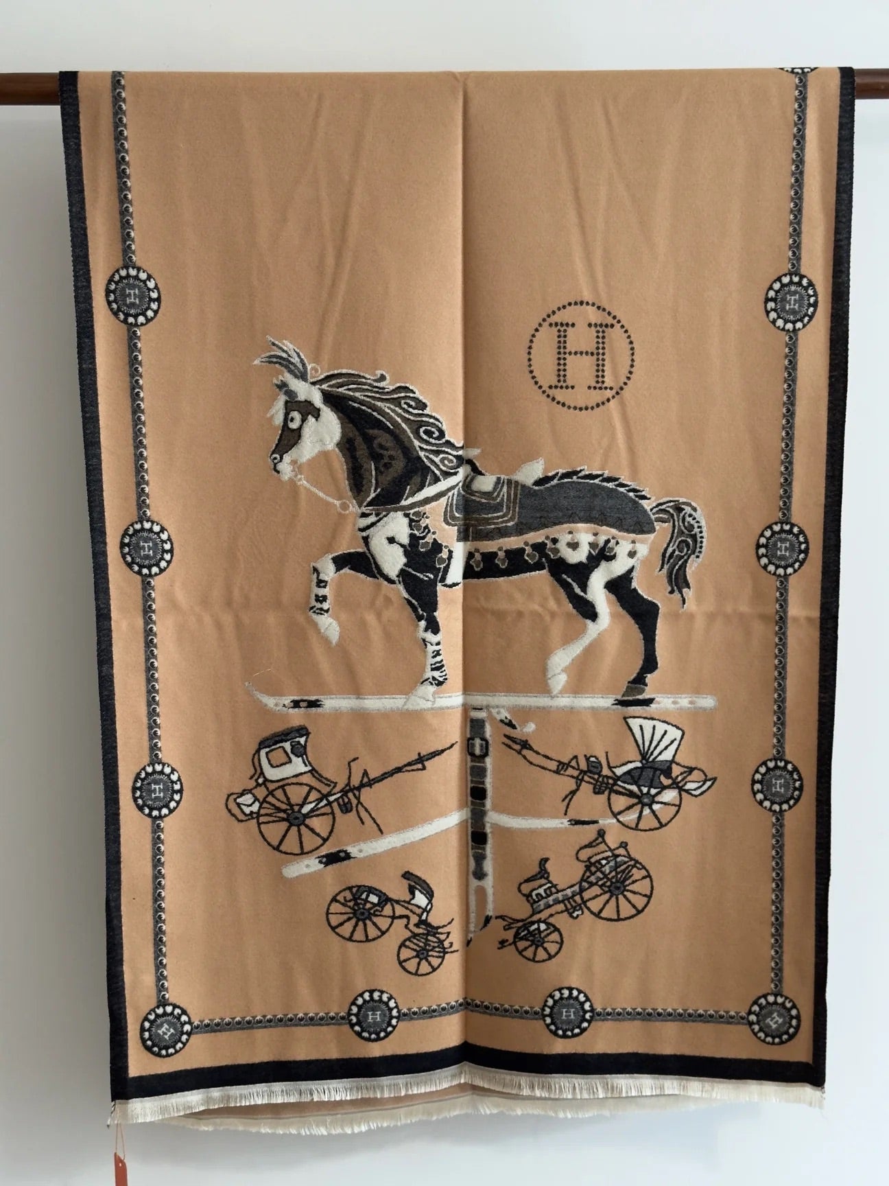 Hermès-Inspired Soft Shawl – Carriage Print