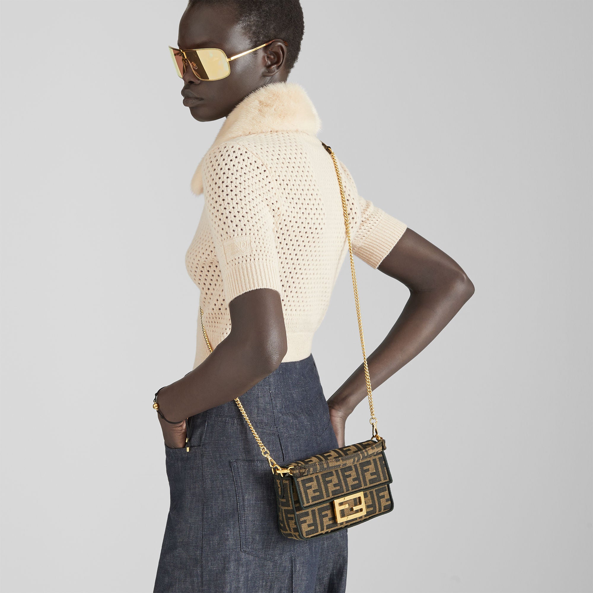 FENDI BAG ( SMALL SIZE )