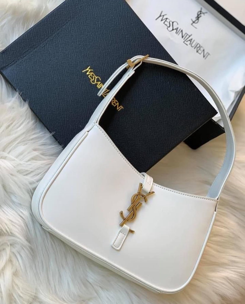 Saint Laurent Le 5 à 7 Hobo Bag