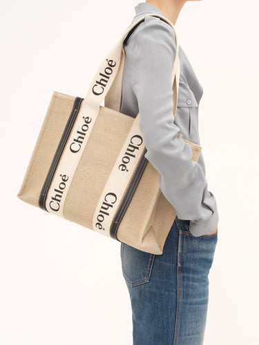 Chloé Medium Woody Tote Bag In Linen