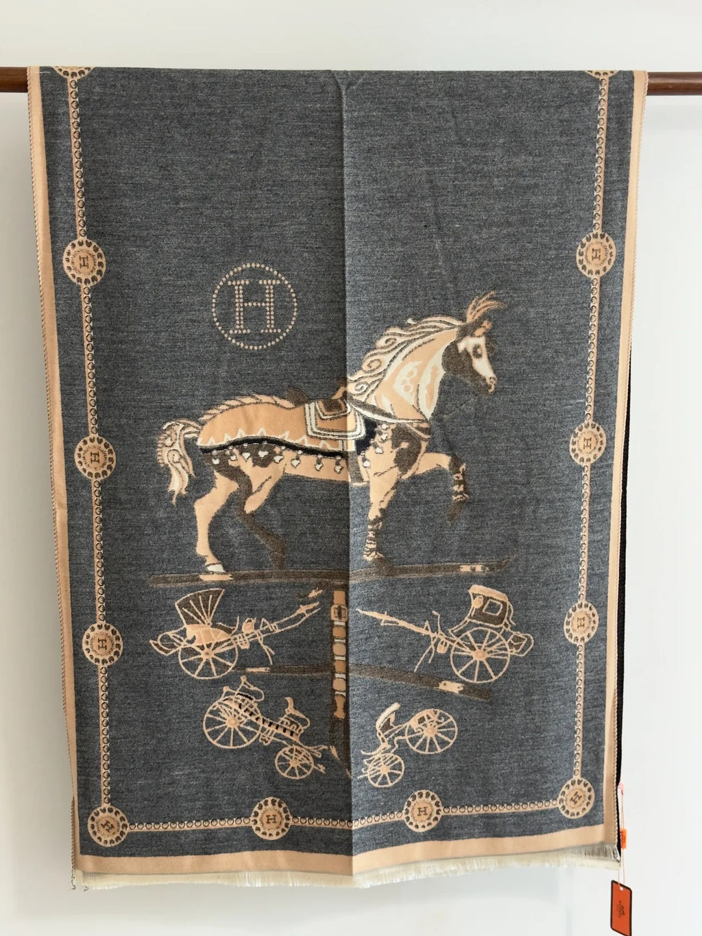 Hermès-Inspired Soft Shawl – Carriage Print