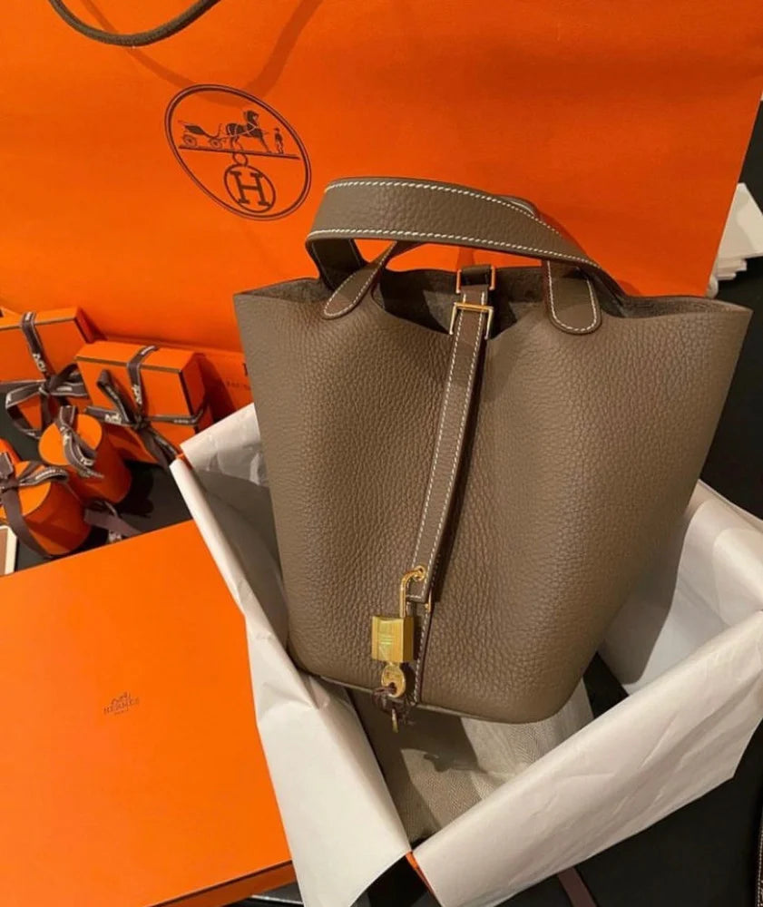 HERMÈS Picotin Lock 18 Bag in Clemence Leather