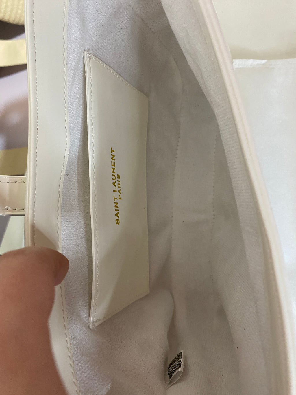 Saint Laurent Le 5 à 7 Hobo Bag