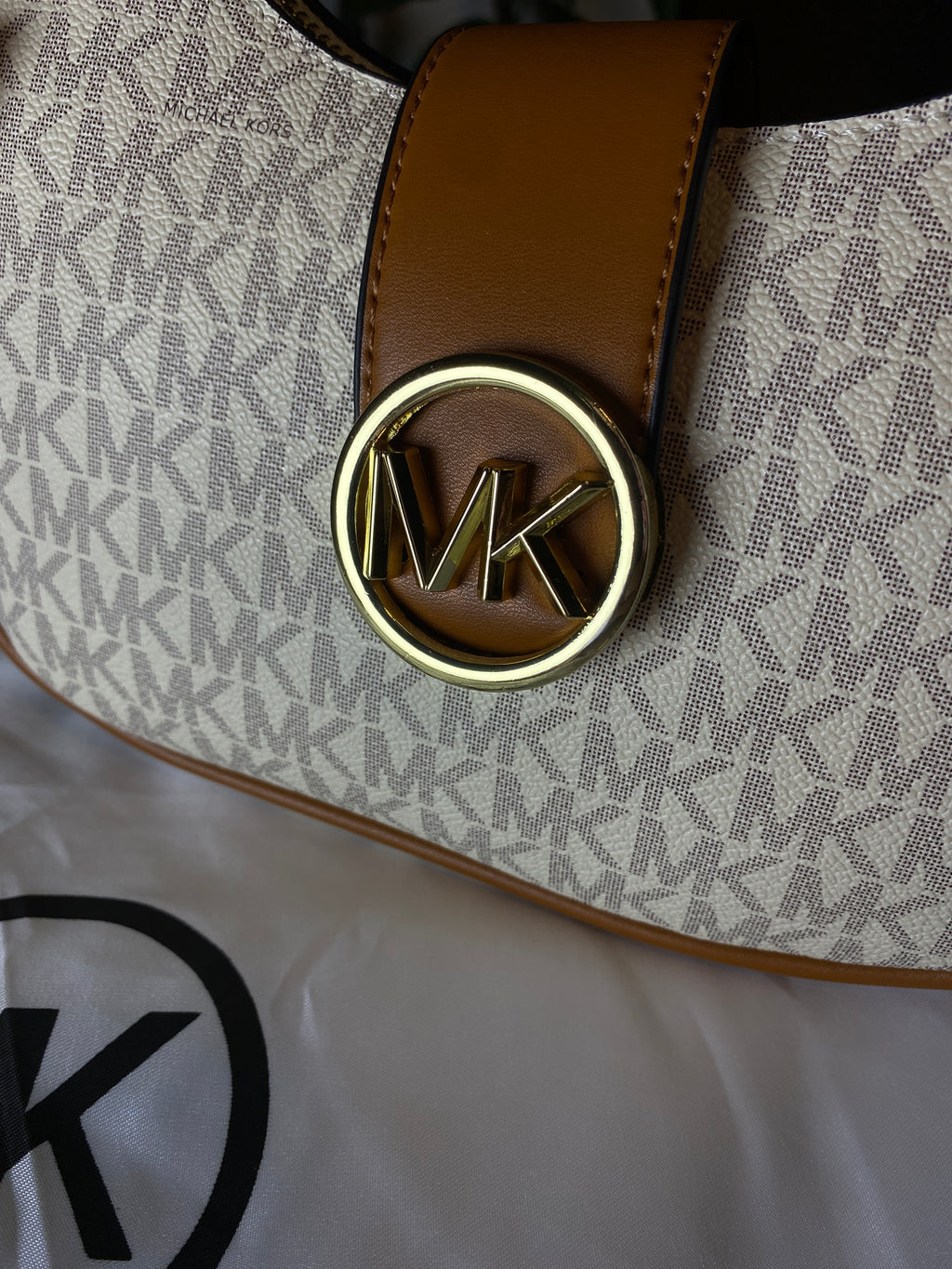 Michael Kors Parker Shoulder Bag