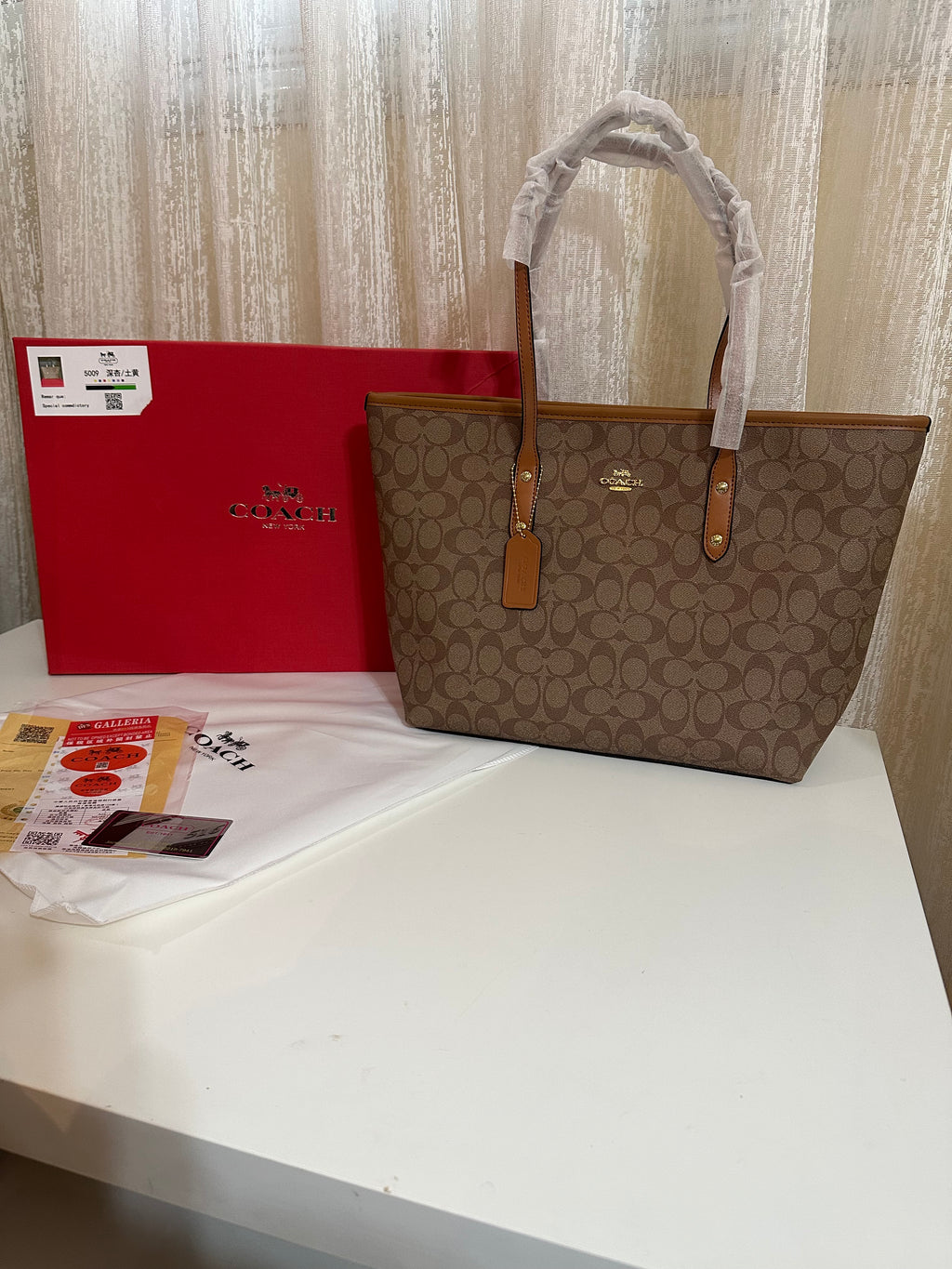 Coach Signature City Tote Bag