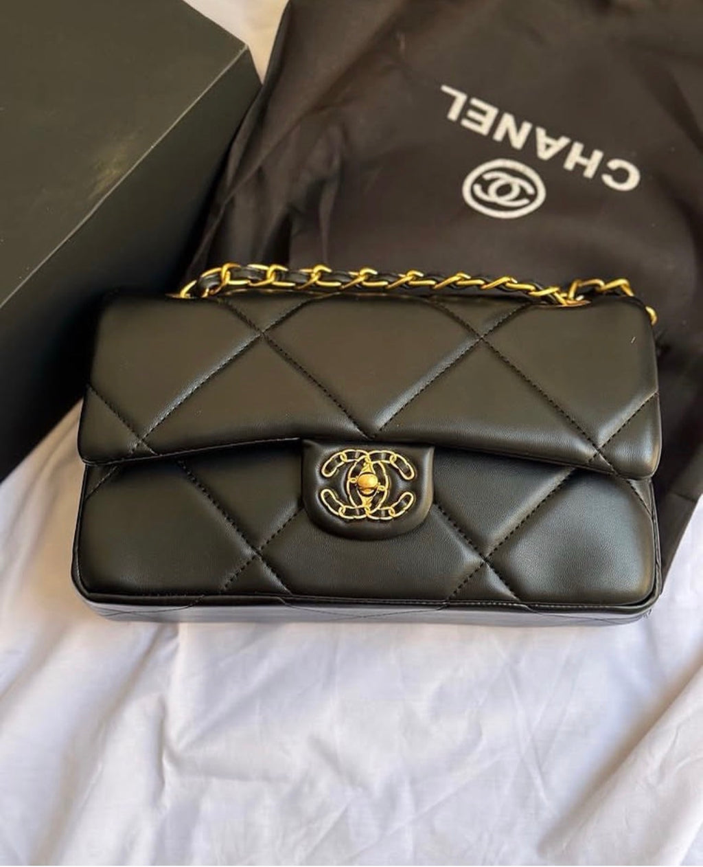 Chanel 19 Flap Bag - Smooth Edition