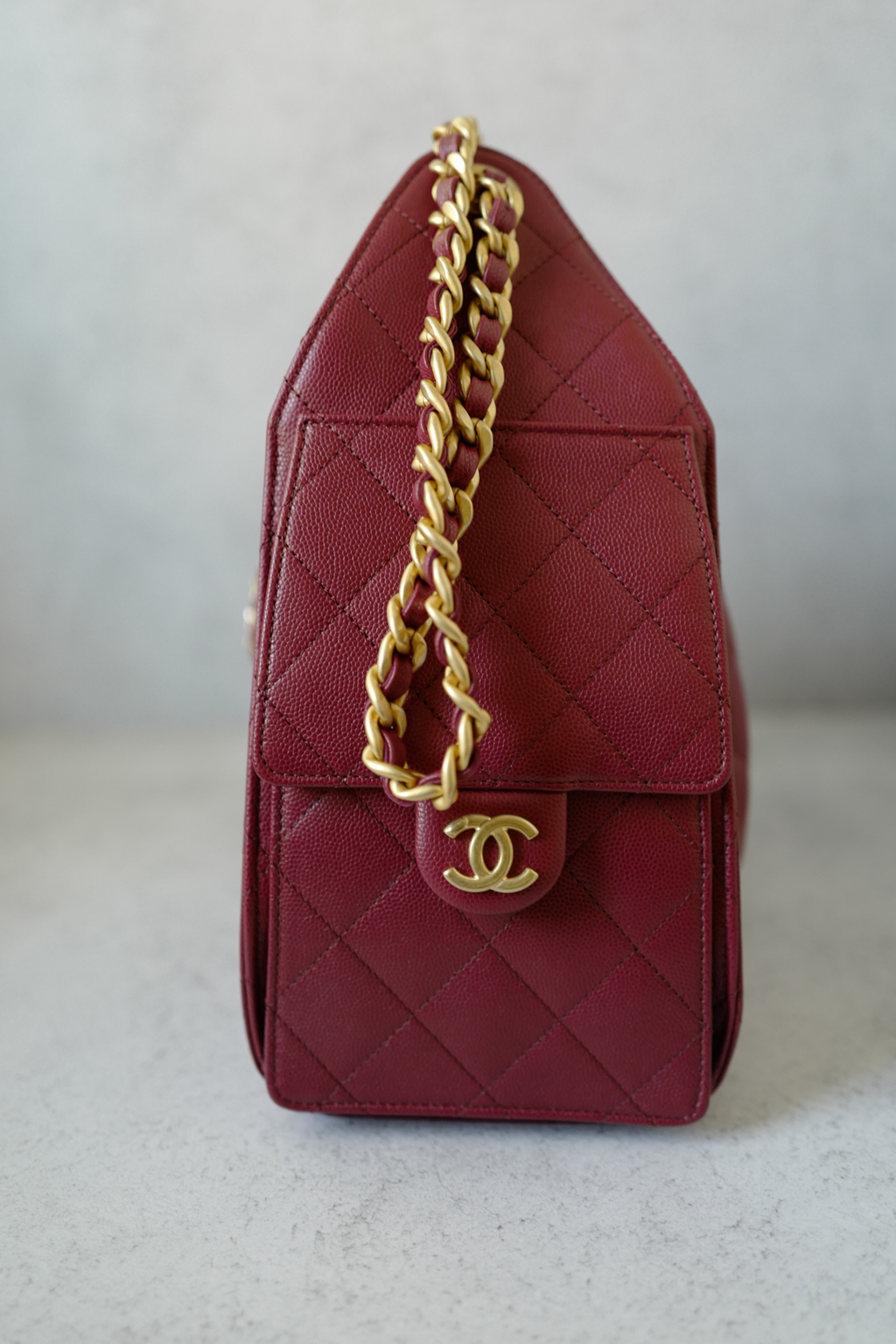 CHANEL 25 MEDIUM HANDBAG