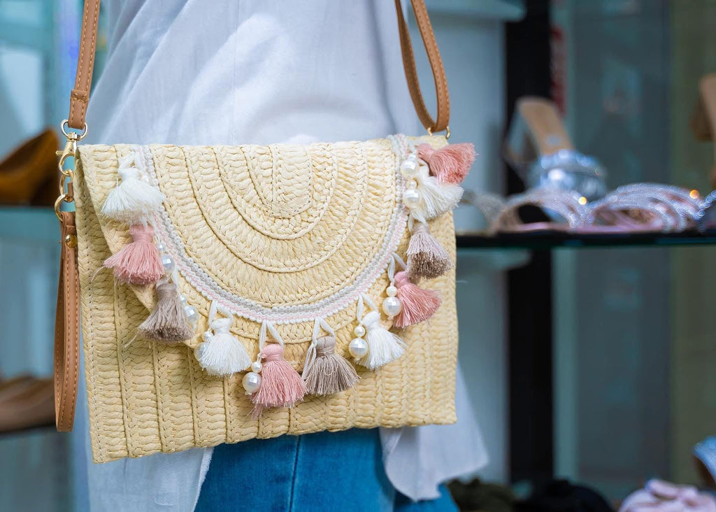 Woven Raffia Tassel Flap Bag