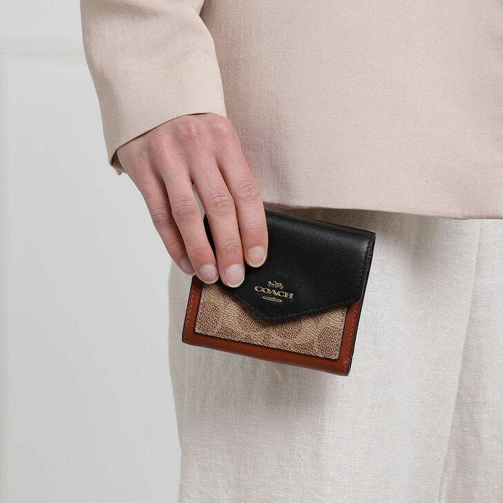 Coach Small Wallet