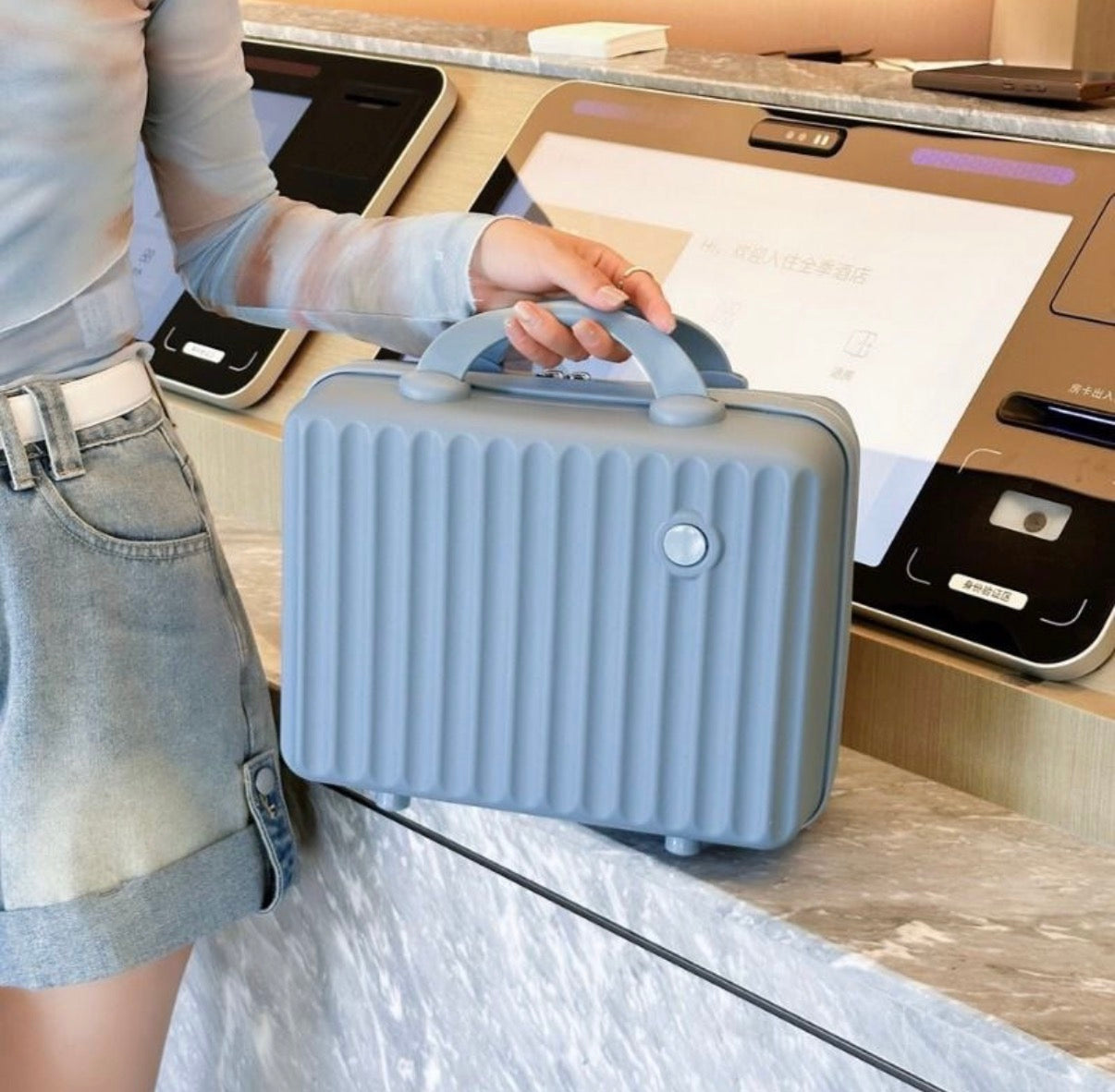 Travel Makeup & Cosmetic Case
