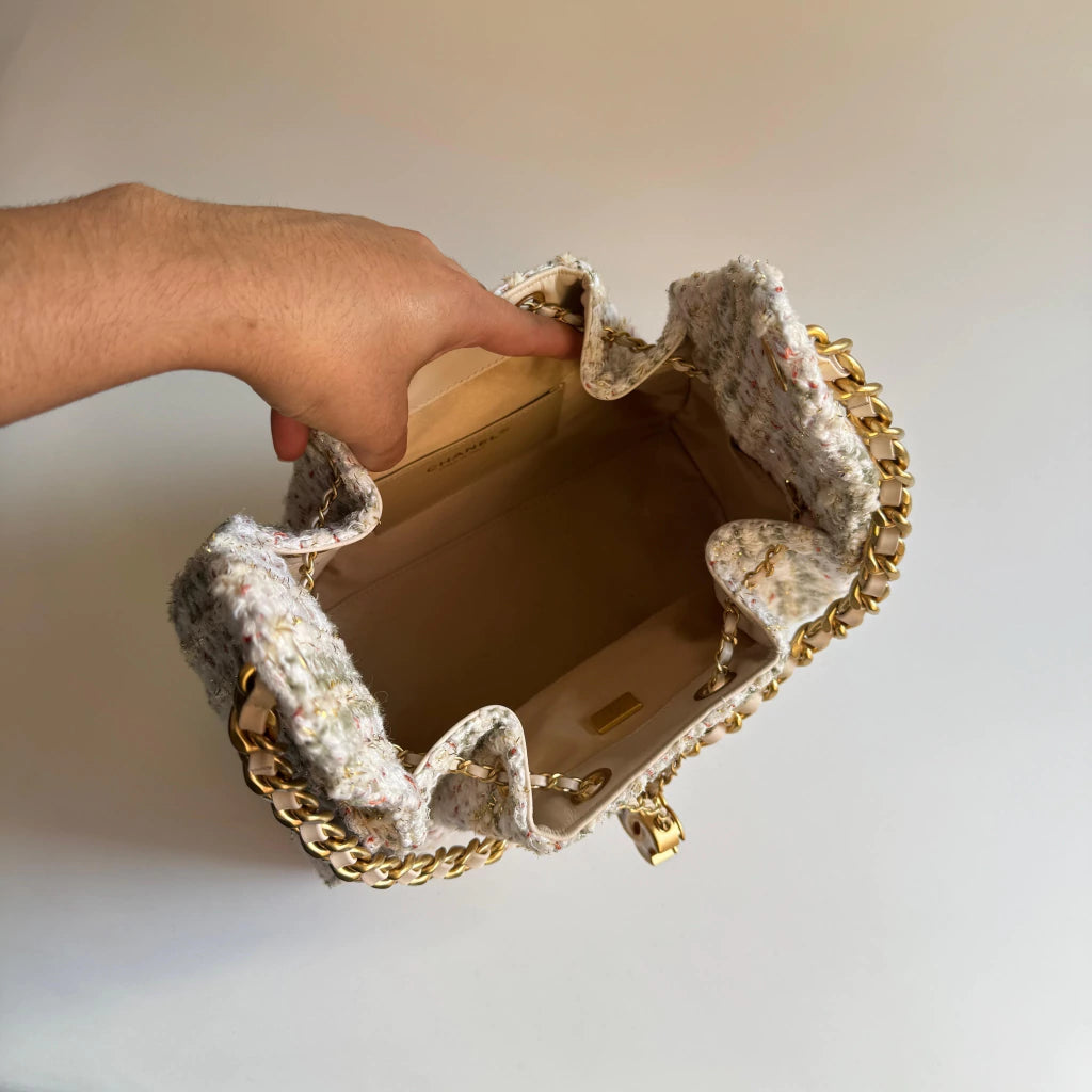 CHANEL 25 Tweed Hobo Bag