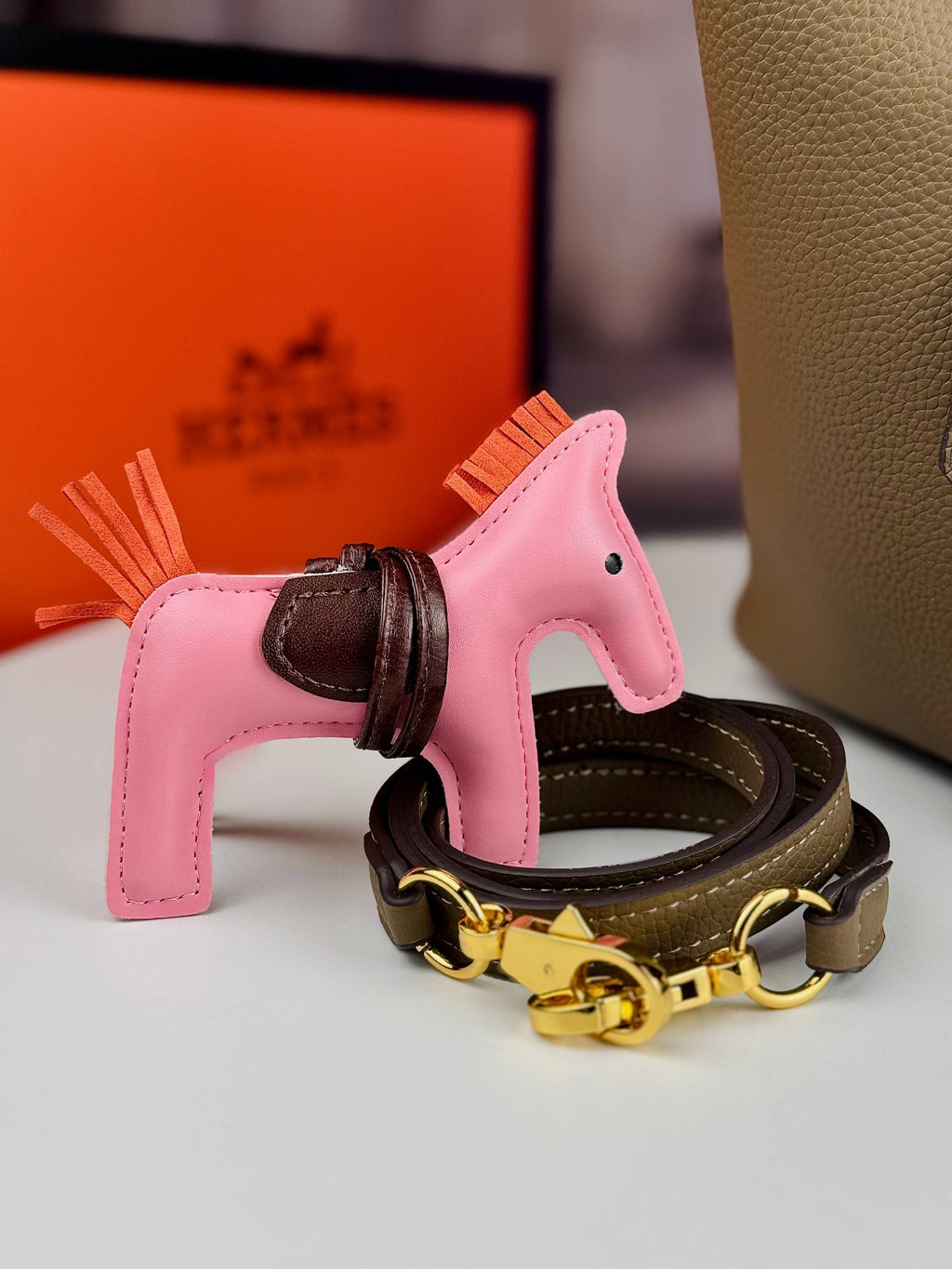 HERMÈS Picotin Lock 18 Bag in Clemence Leather