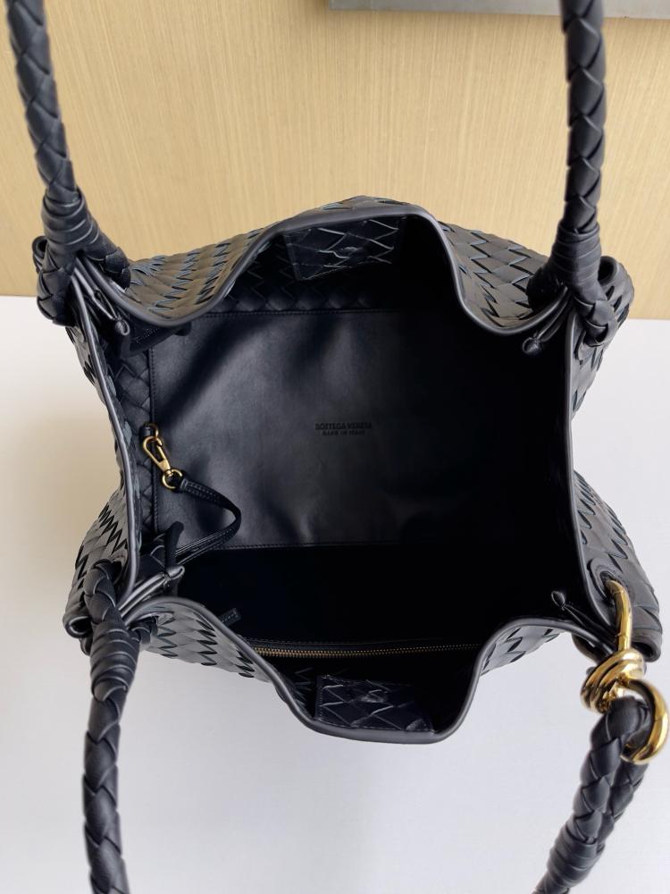 Bottega Veneta Intrecciato Shoulder Bag