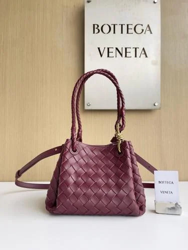 Bottega Veneta Small parachute women&#39;s leather bag