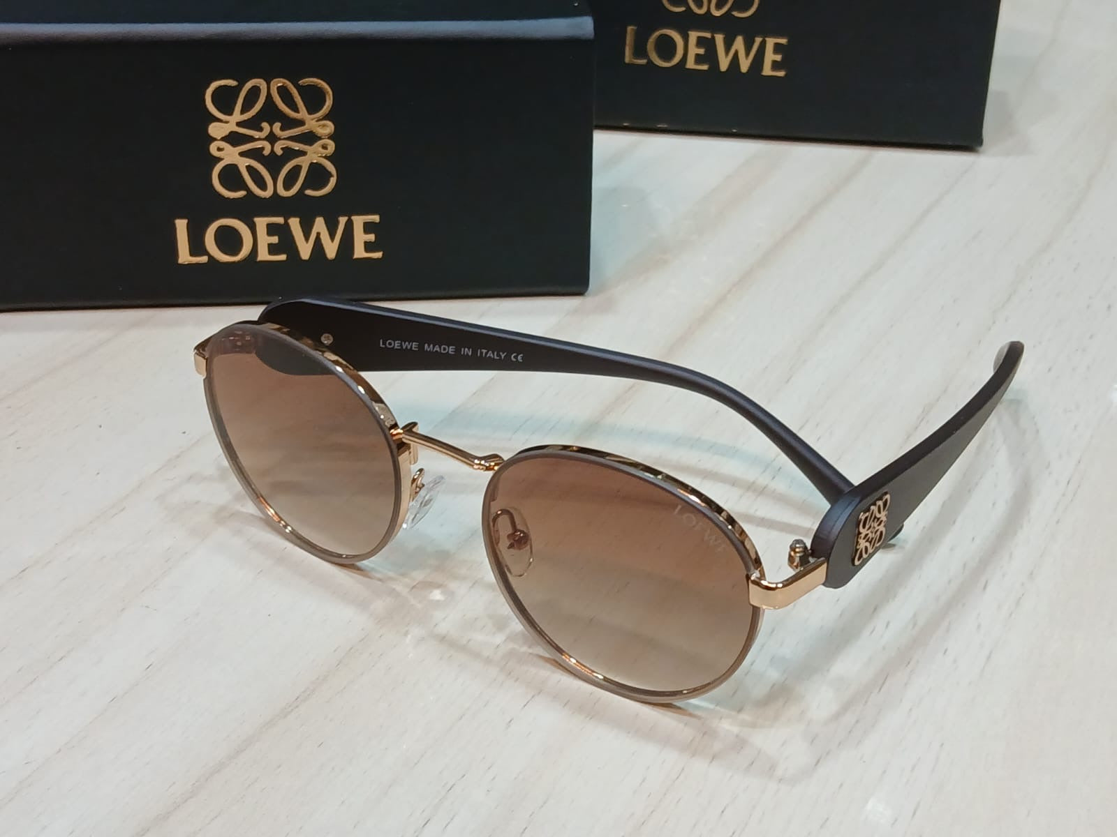 Loewe Anagram Round Gradient Sunglasses