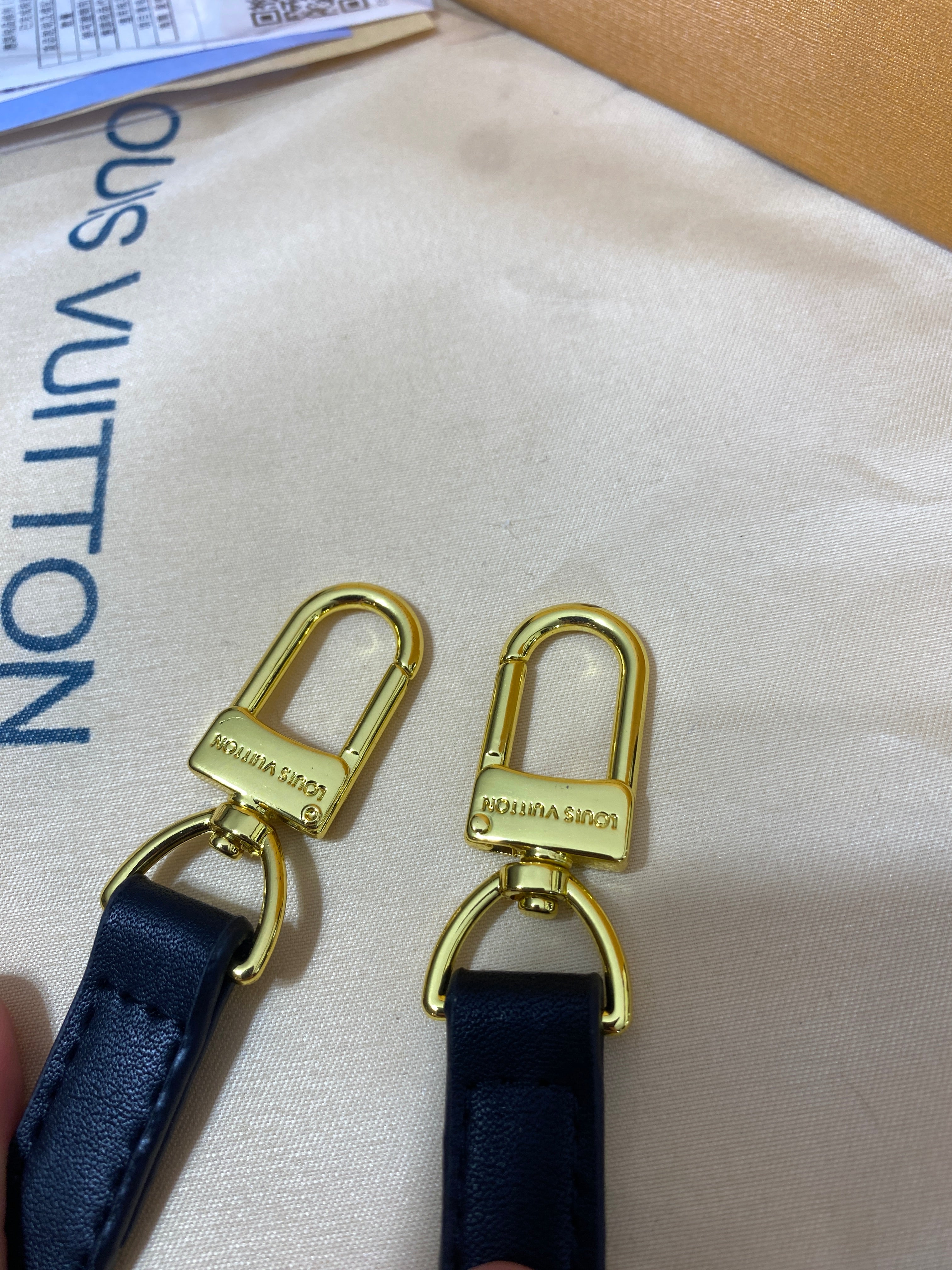 Louis Vuitton Speedy Bandoulière 20