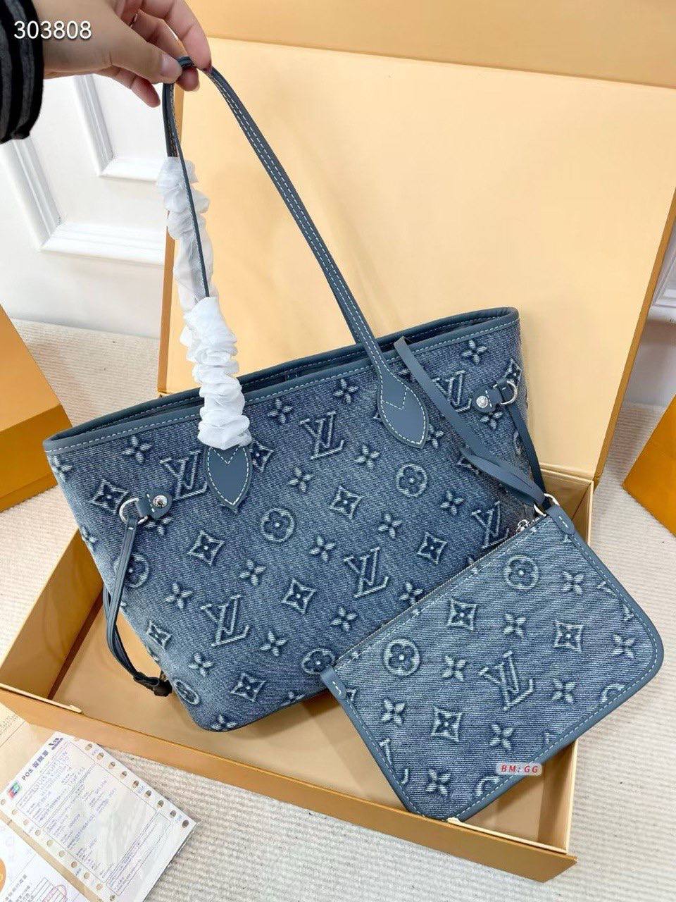 Louis Vuitton Neverfull MM – Monogram Denim